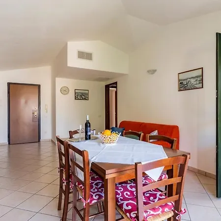House In With Parking, Close To The Sea Àrbatax