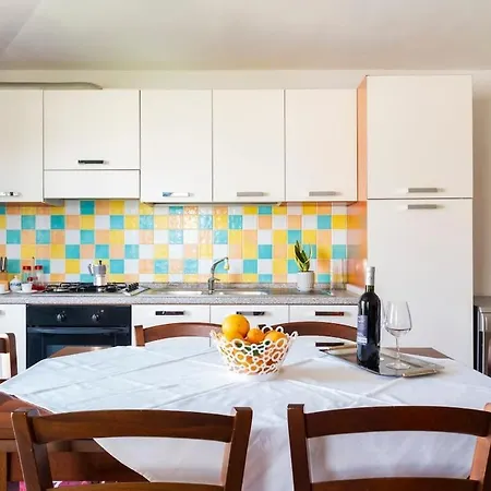 Apartamento House In With Parking, Close To The Sea