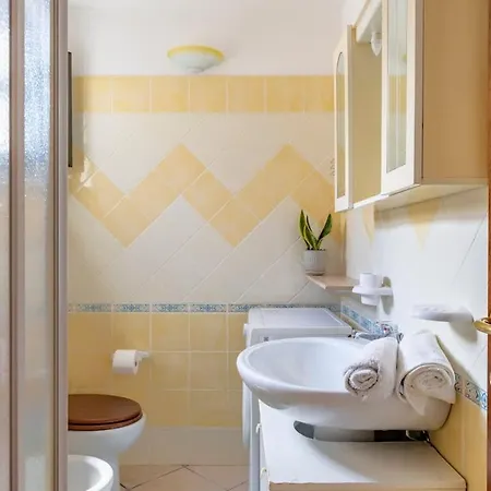 Appartement House In With Parking, Close To The Sea Àrbatax
