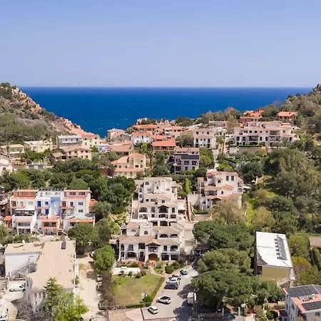 House In With Parking, Close To The Sea Apartman Àrbatax